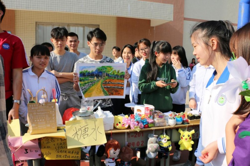 廣東省江門中醫(yī)藥學(xué)校2019年報(bào)名條件、招生要求、招生對象