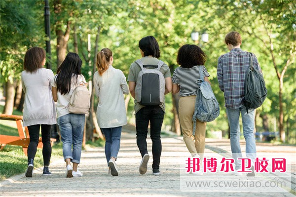 2023貴陽排名前二的助產(chǎn)護(hù)理學(xué)校名單